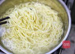 青椒鸡蛋拌面的做法图解6