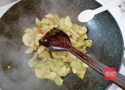 剁椒炒西葫芦的做法图解7