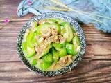 丝瓜炒肉片
