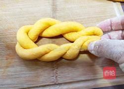 南瓜奶香麻花的做法图解6