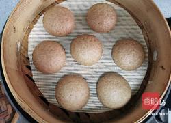 黑全麦窝窝头的做法图解10
