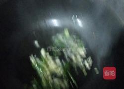 自制辣椒炒土豆的做法图解1