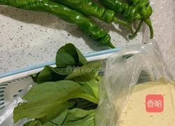 白菜炒豆腐的做法图解1
