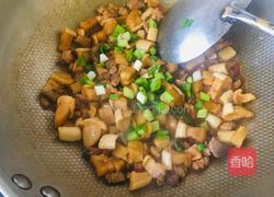 萝卜干炒肉丁的做法图解8