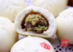 芹菜牛肉菜包子 松软鲜香的做法图解6