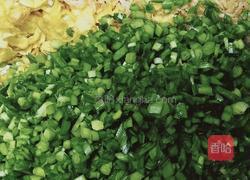 虾米鸡蛋韭菜盒子的做法图解9