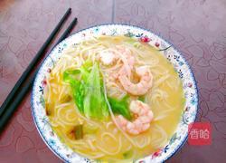 鲜虾青菜面的做法图解7