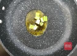 鲜虾青菜面的做法图解3