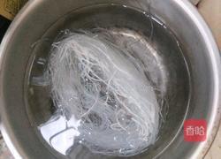 菠菜拌粉丝的做法图解1