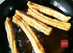 香酥油条的做法图解6