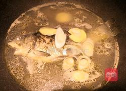鲫鱼豆腐汤的做法图解11