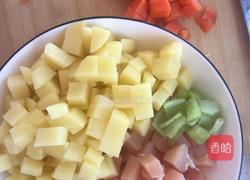 咖喱鸡肉土豆的做法图解2