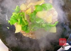 青椒土豆片的做法图解4