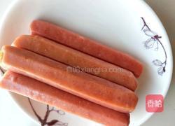 油炸香肠的做法图解1