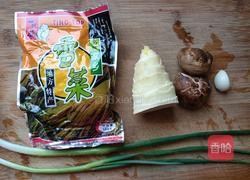 雪菜炒鸭心的做法图解2