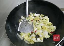 酸辣白菜炒宽粉的做法图解4