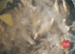 家常红烧鸡爪的做法图解3