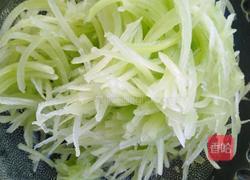 凉拌笋丝的做法图解1