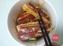 叉烧肉与鸡蛋炒青椒便当的做法图解3