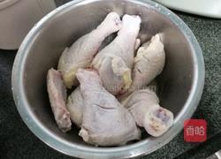 鸡翅鸡腿煲的做法图解1