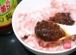 简单又下饭的肉蒸蛋的做法图解2