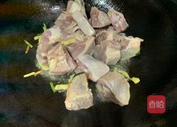 娃娃菜炖咸鹅的做法图解2