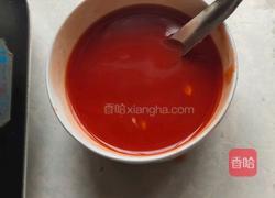 茄汁小鱼干的做法图解2