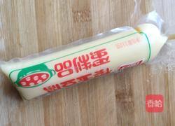 蒸虾仁樱肉豆腐的做法图解1