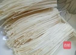 培根金针菇的做法图解2