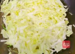 甘蓝炒辣椒的做法图解6