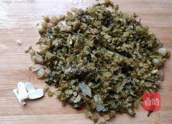 爆炒雪菜蚕豆瓣的做法图解2