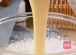 减肥也能吃的草莓酸奶蛋糕6步简单搞定的做法图解4
