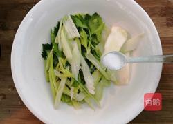 爆炒西芹木耳的做法图解9