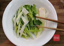 爆炒西芹木耳的做法图解10