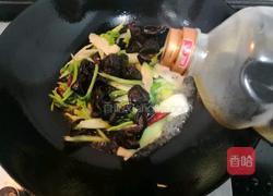 爆炒西芹木耳的做法图解17