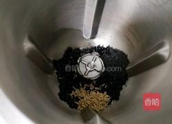 黑豆黑芝麻燕麦米米糊的做法图解2