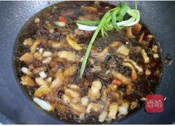 加上这个，卤肉饭香滑软嫩，好吃不腻的做法图解6