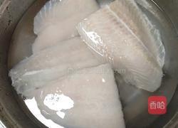 蒜烤龙利鱼(巴沙鱼)的做法图解2