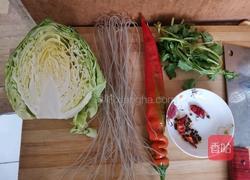 包菜和粉条相遇的做法图解1