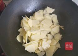 洋葱炒土豆片的做法图解3
