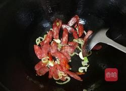 腊肠炒蒜苔的做法图解5