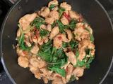 泰式甲抛叶炒鸡肉