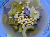 苦瓜黄豆排骨煲