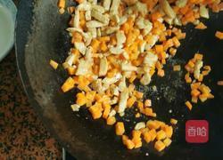 胡萝卜炒鸡胸肉的做法图解5