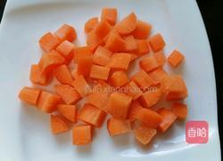 胡萝卜炒虾仁的做法图解3