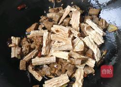 萝卜炖牛肉的做法图解4