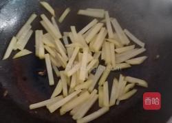 香菇炒土豆条的做法图解3