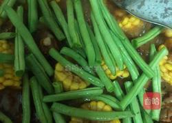 排骨炖玉米豆角的做法图解7