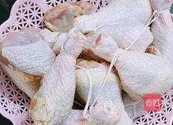 教你做酱鸡腿的做法图解1