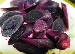 草苺紫薯丸子的做法图解1